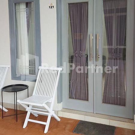 SPOT ON 2815 Hotel Damai Cilacap Exterior foto