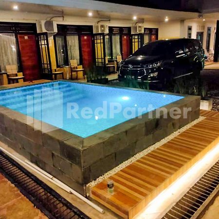 SPOT ON 2815 Hotel Damai Cilacap Exterior foto