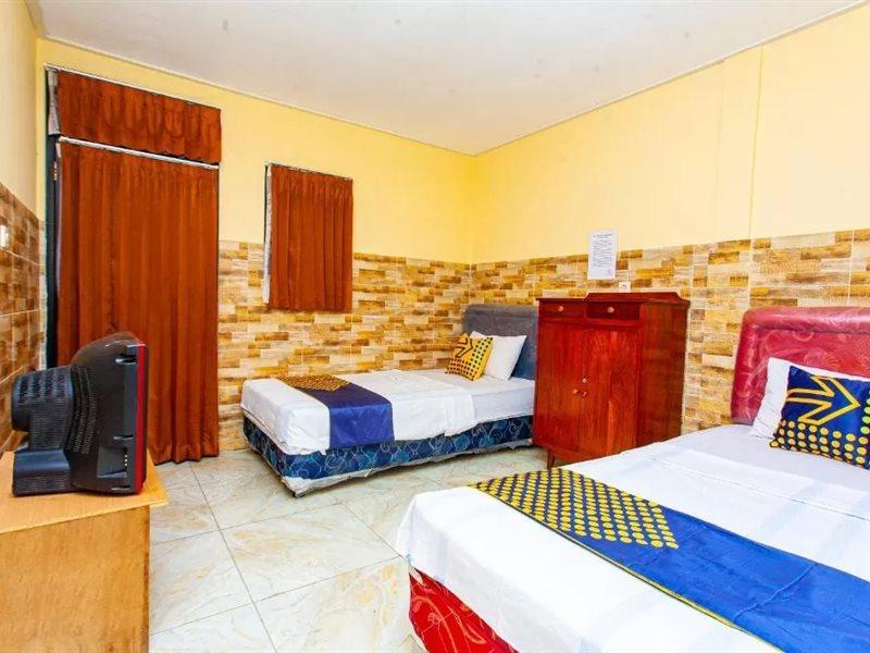 SPOT ON 2815 Hotel Damai Cilacap Exterior foto