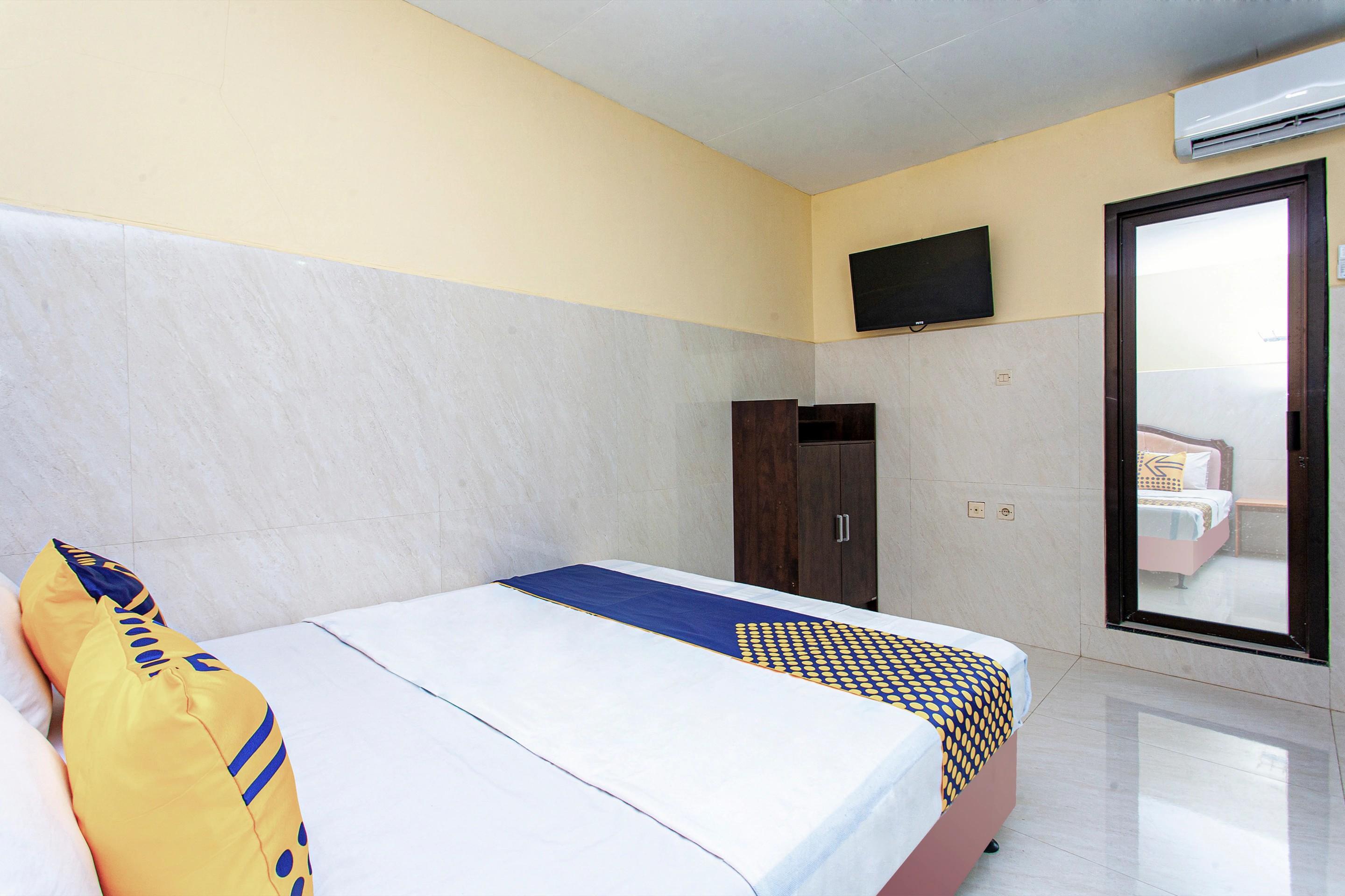 SPOT ON 2815 Hotel Damai Cilacap Exterior foto