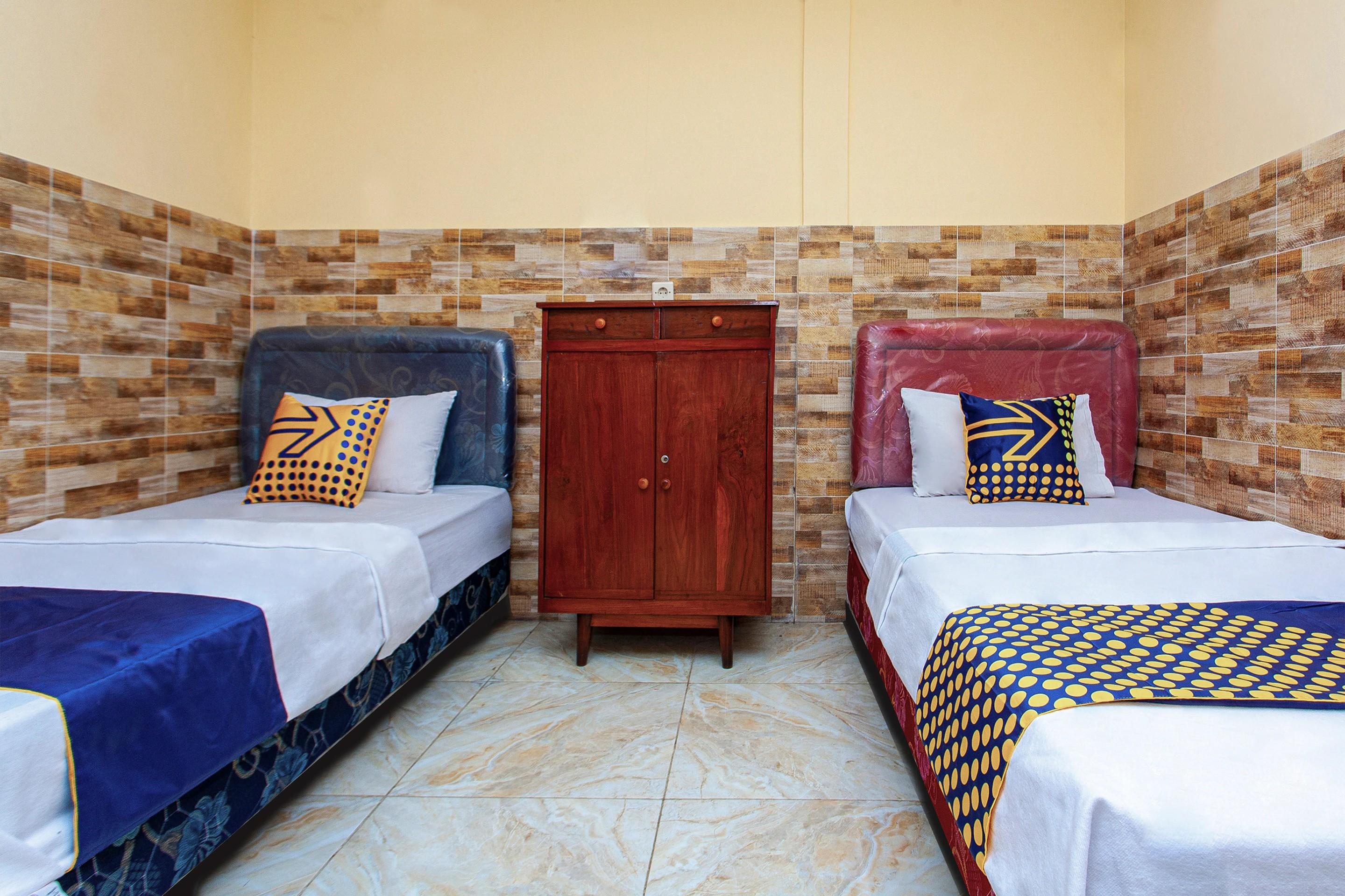 SPOT ON 2815 Hotel Damai Cilacap Exterior foto