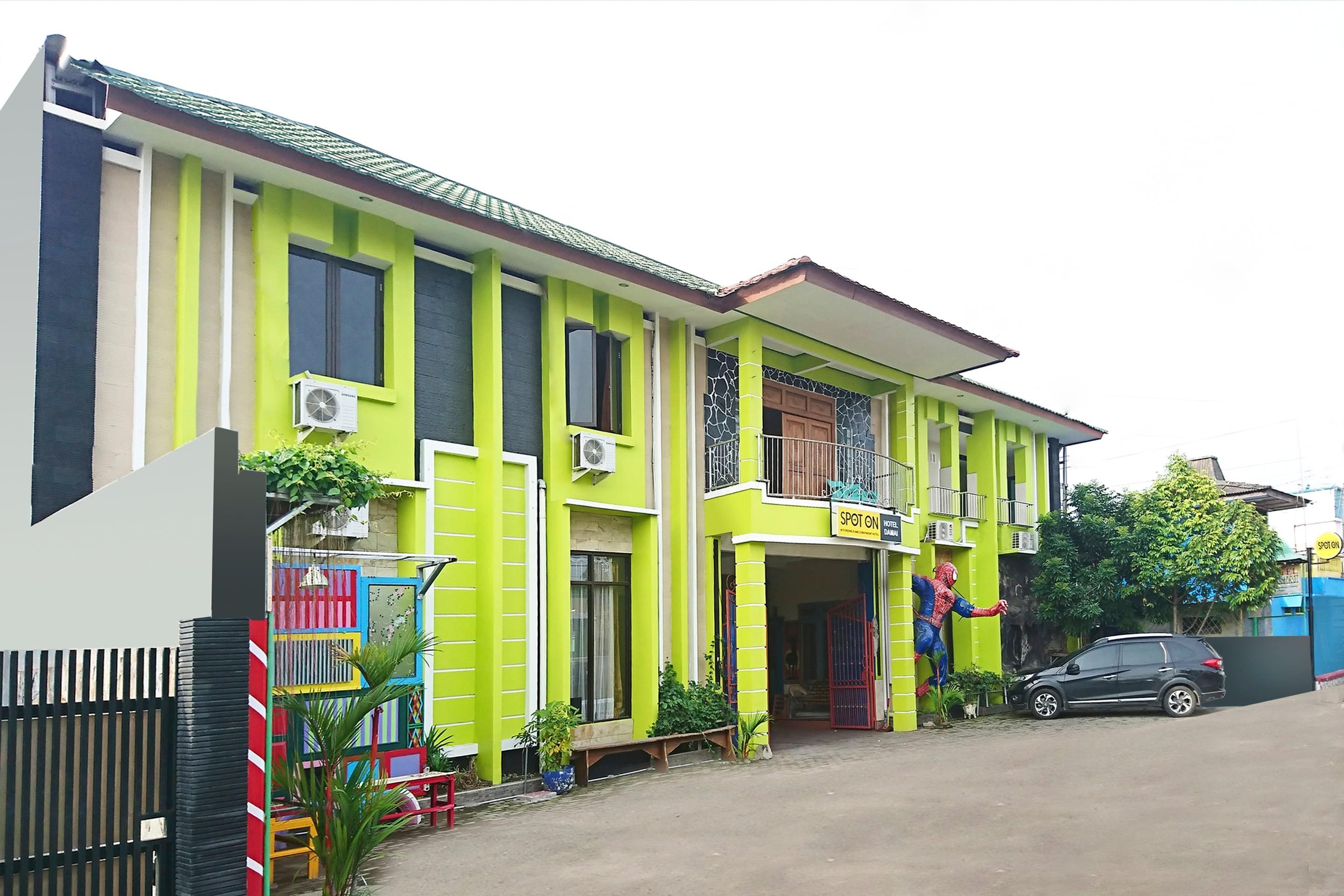 SPOT ON 2815 Hotel Damai Cilacap Exterior foto