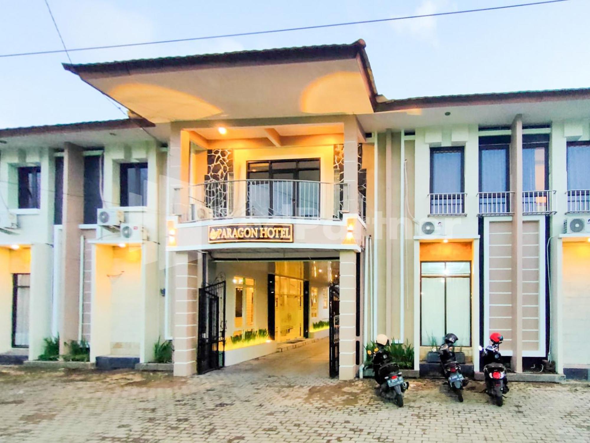SPOT ON 2815 Hotel Damai Cilacap Exterior foto