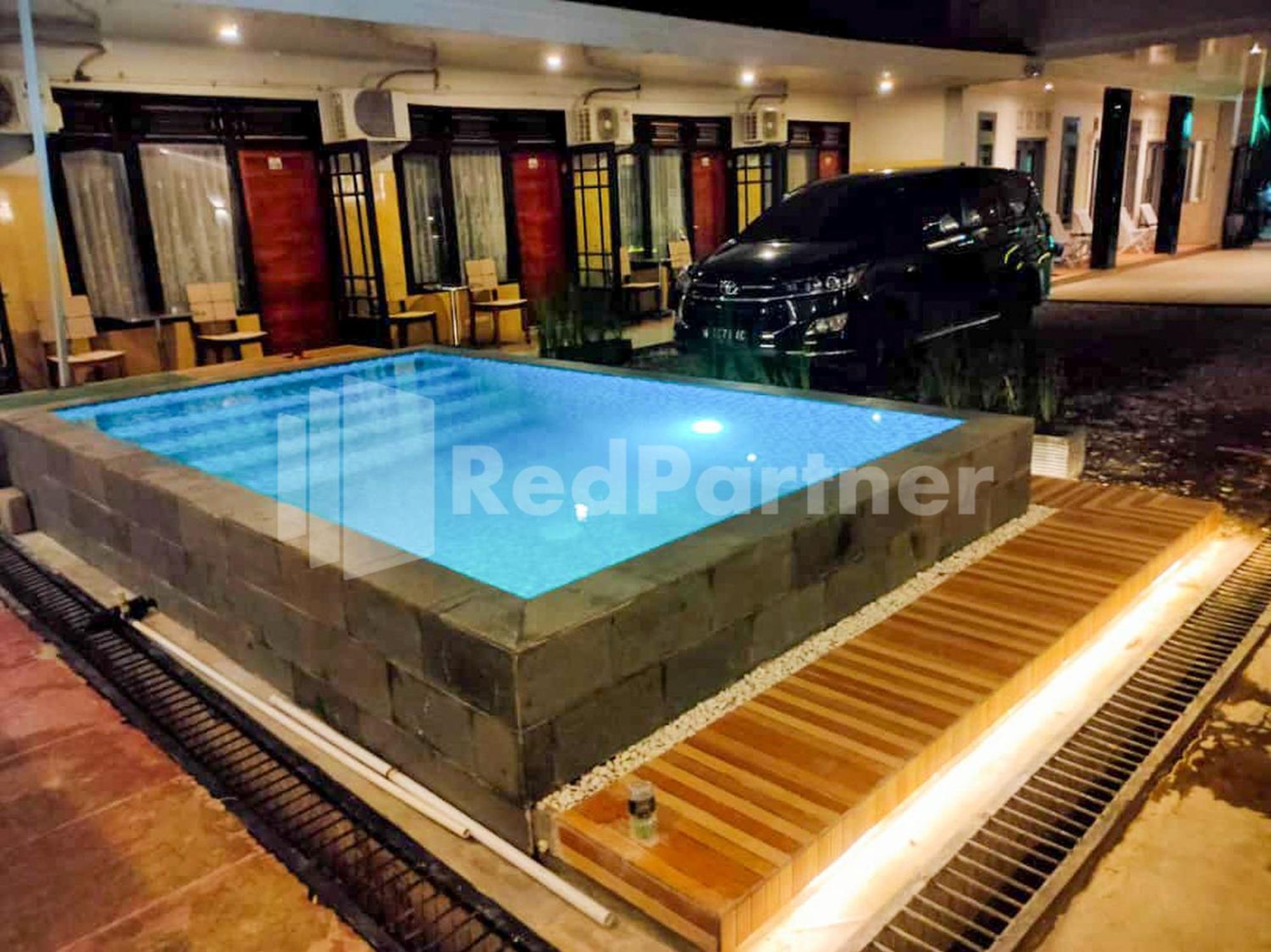 SPOT ON 2815 Hotel Damai Cilacap Exterior foto